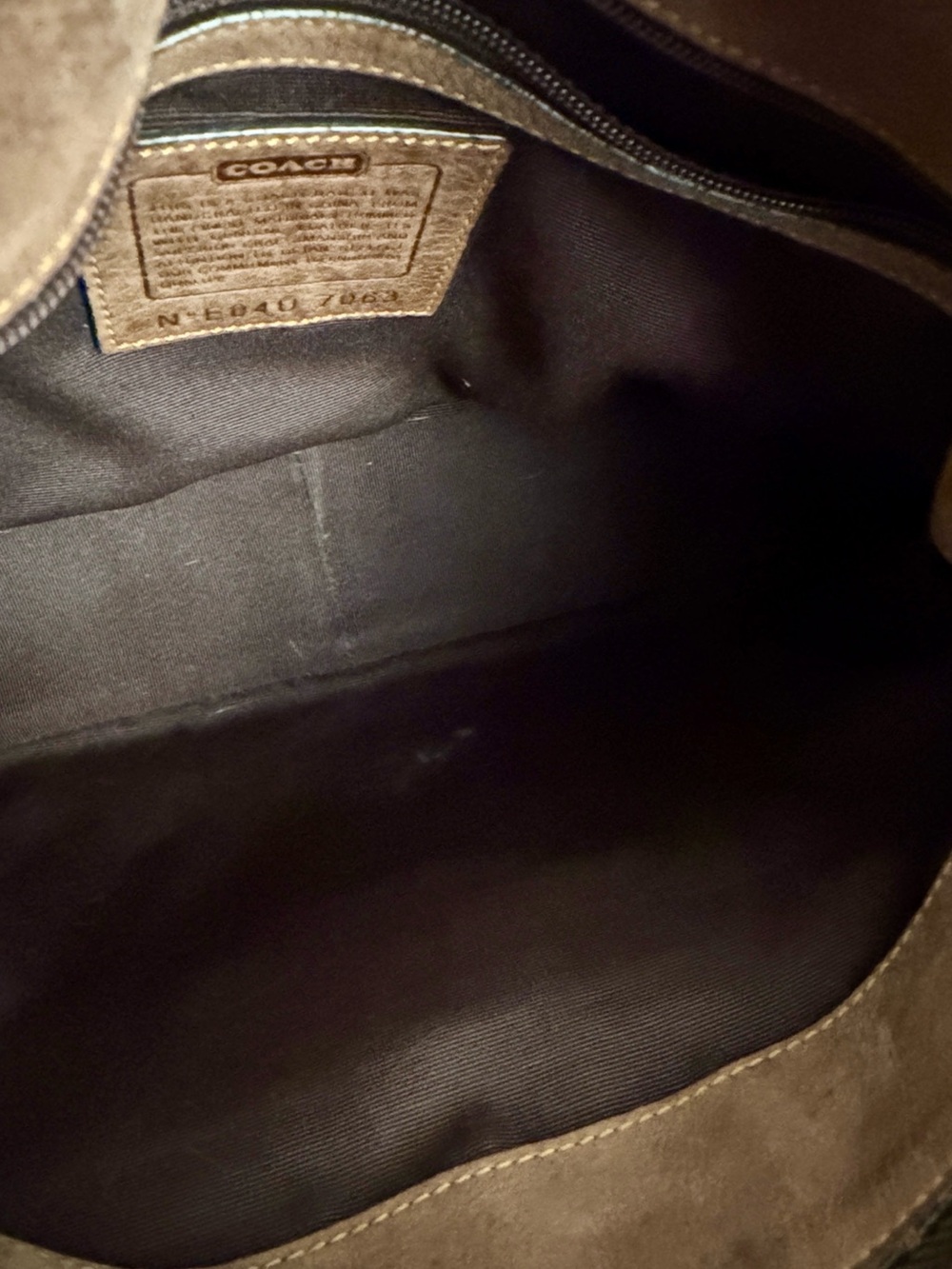 👜 Coach Special Edition Fall 2004 Signature Jacquard Suede Leather Shoulder Bag - Picture 5 of 15